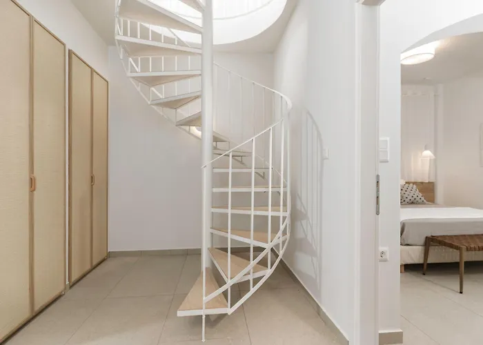 Mont Bleu - Luxury Pool Villa *