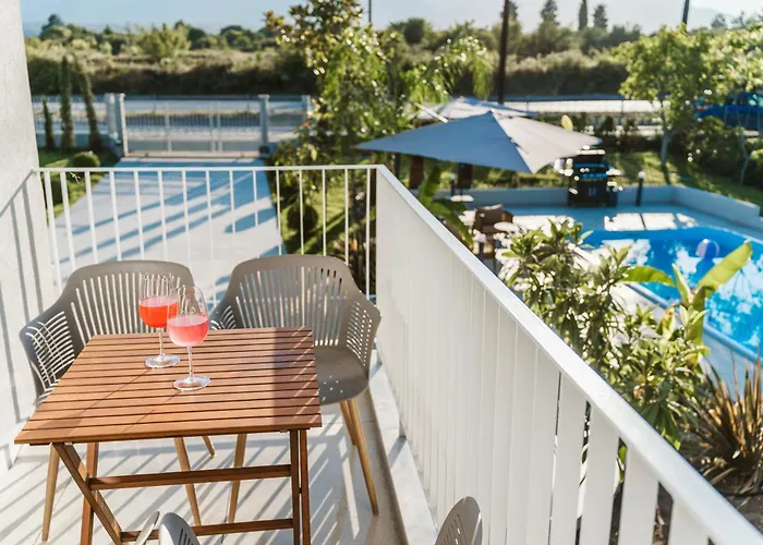 Villa Mont Bleu - Luxury Pool